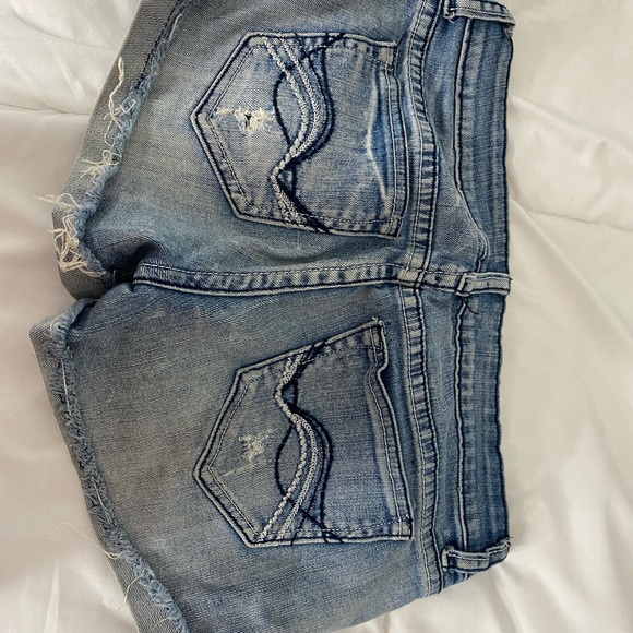 Shorts - Picture 2 of 2